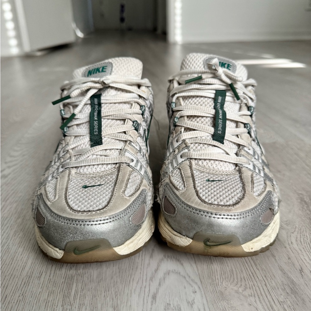 Nike P-6000 White and Dark Green Running Shoes - Picture 2 of 7